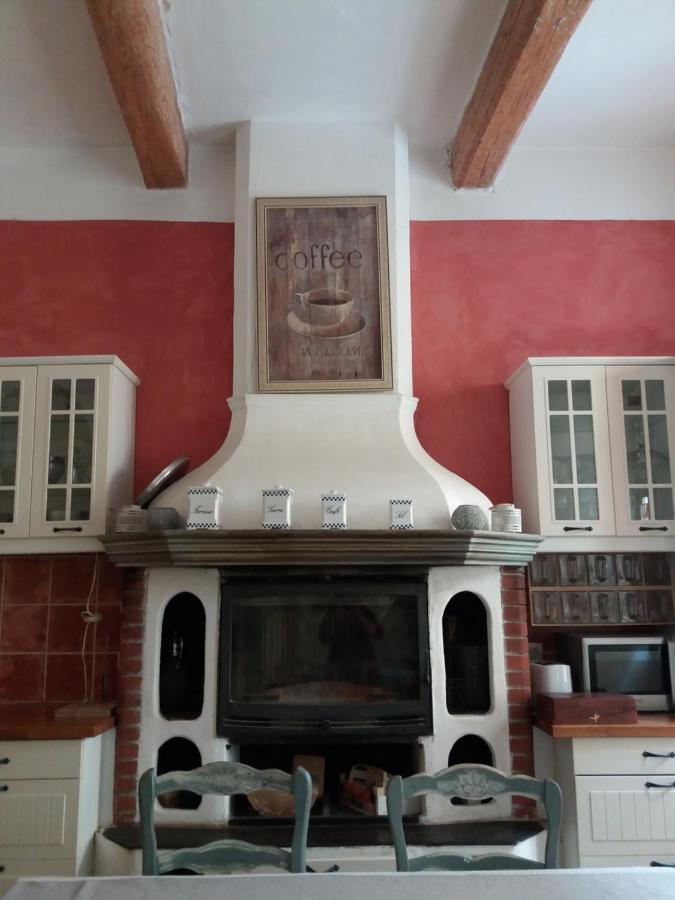 Bed and Breakfast Le Patio Des Cigales à Roquefort-des-Corbières Extérieur photo