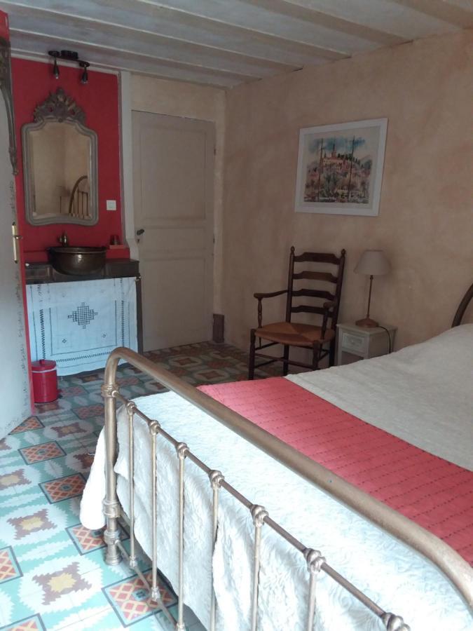 Bed and Breakfast Le Patio Des Cigales à Roquefort-des-Corbières Extérieur photo